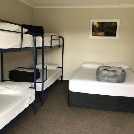 Fiordland Great Views Holiday Park เทอาเนา ภายนอก รูปภาพ
