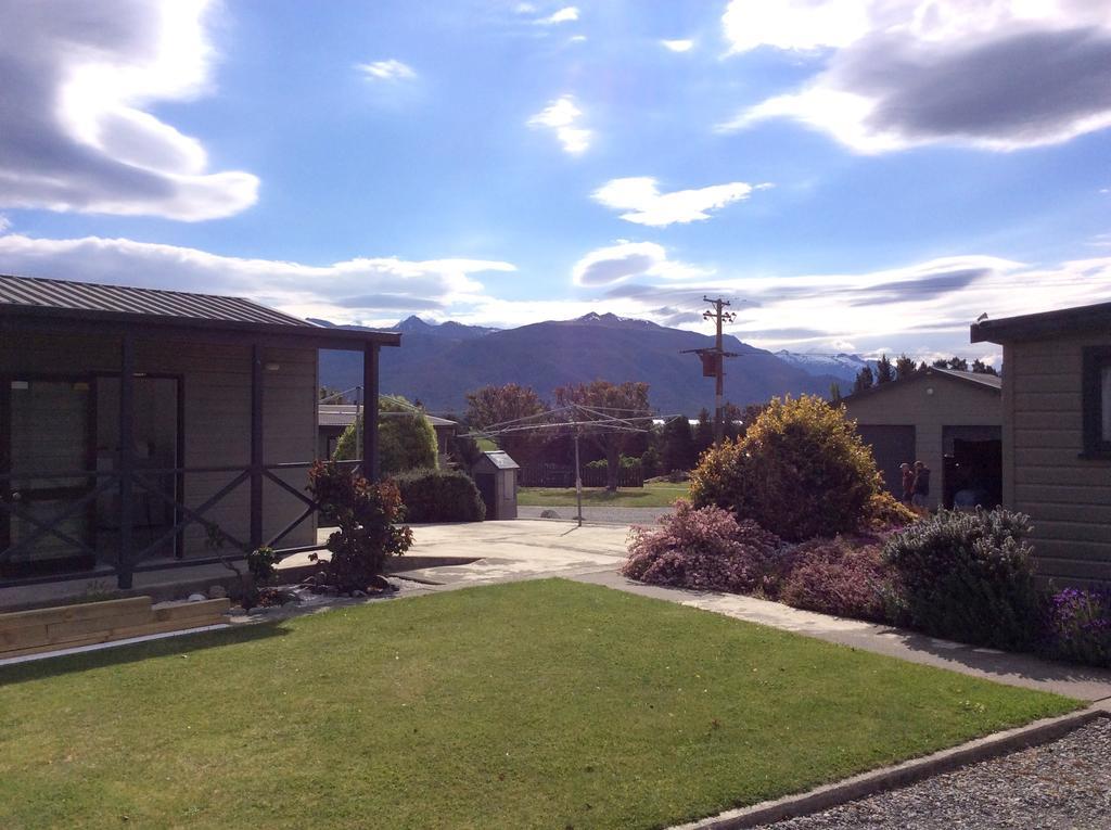 Fiordland Great Views Holiday Park เทอาเนา ภายนอก รูปภาพ