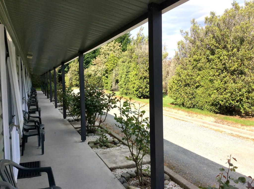 Fiordland Great Views Holiday Park เทอาเนา ภายนอก รูปภาพ