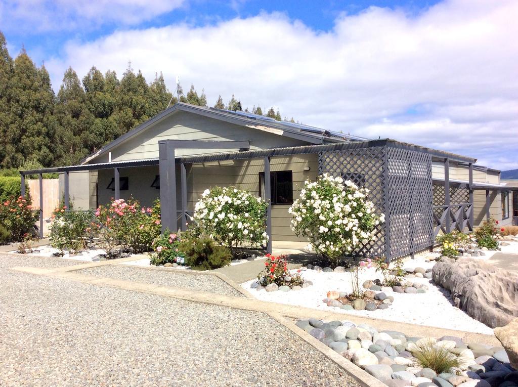 Fiordland Great Views Holiday Park เทอาเนา ภายนอก รูปภาพ