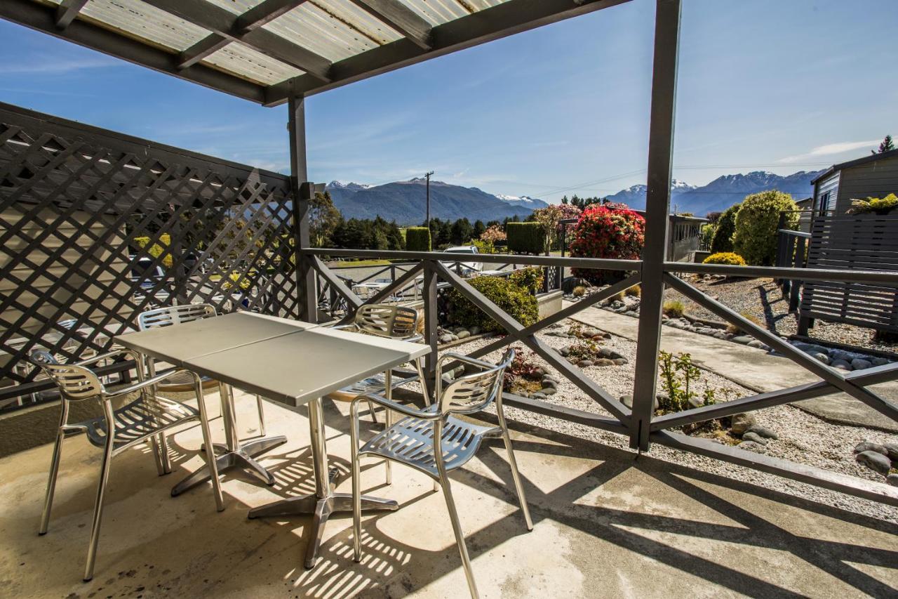 Fiordland Great Views Holiday Park เทอาเนา ภายนอก รูปภาพ